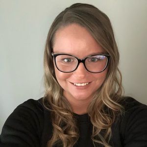 Meet your Posher, Tabitha